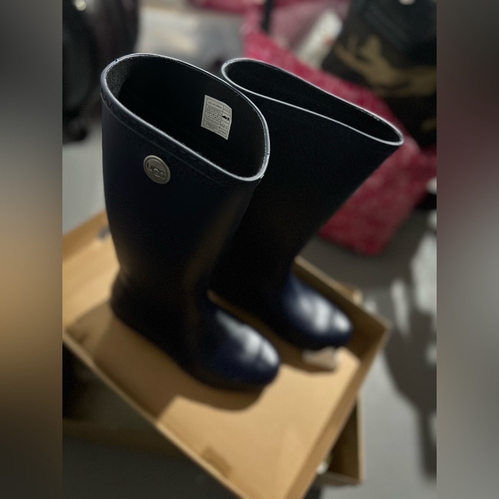 Ugg Boot (all weather)